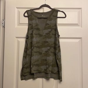 Camp Distressed Tank